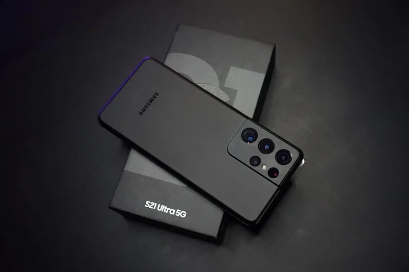 Samsung Galaxy smartphone repair with specialized tools